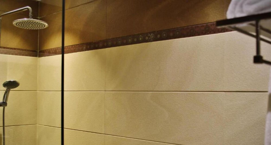 Bathroom 4, Carawan Al Fahad Hotel, Riyadh