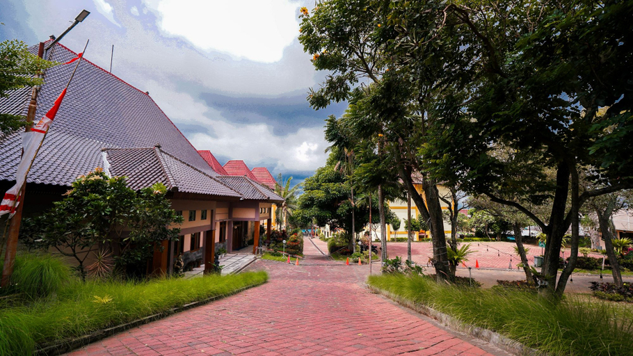 Exterior & Views 5, Tripletree Ciptaningati Culture Hotel Batu, Malang