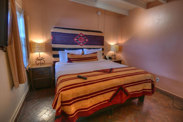 Bedroom 2, Inn at Vanessie, Santa Fe