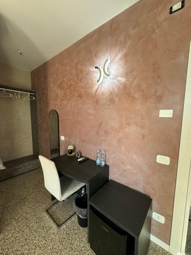 Others 2, Residence Giove, Treviso