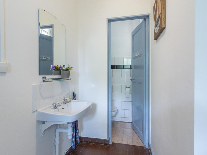 Bathroom 4, Burgundy Poolside Getaway, Saône-et-Loire