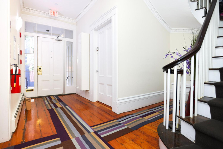 Others 5, Charming & Stylish Studio on Beacon Hill #12, Boston