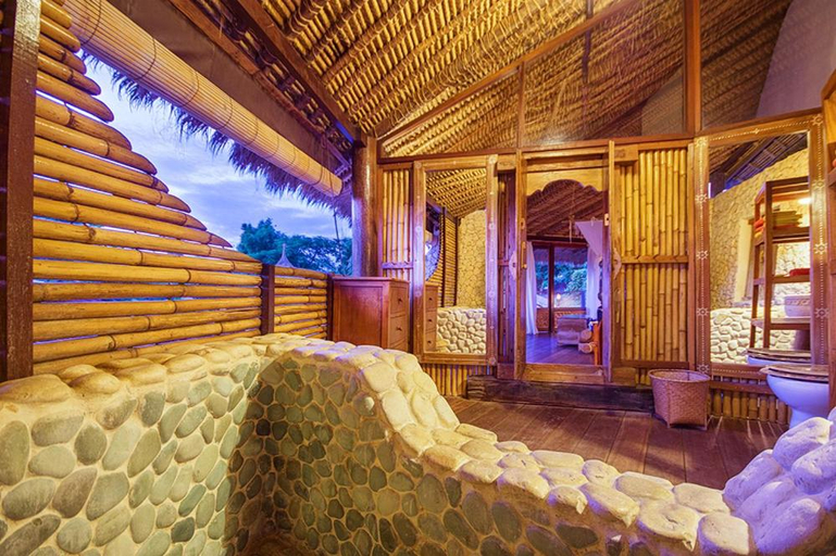 Bathroom 1, Mu Bungalows, Badung