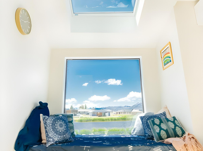 Bedroom 2, Bluebird Apartment, Mackenzie
