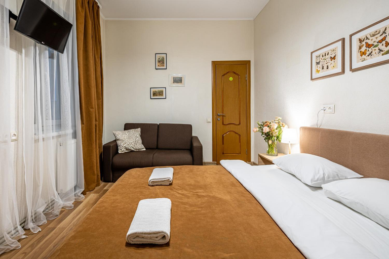 Bedroom 2, Apartment on Virmens`ka Street, L'vivs'ka