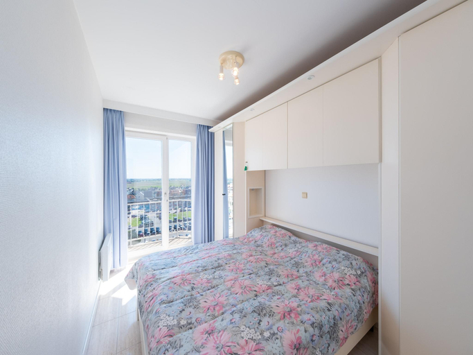 Bedroom 2, Bright apartment with sea view, West-Vlaanderen
