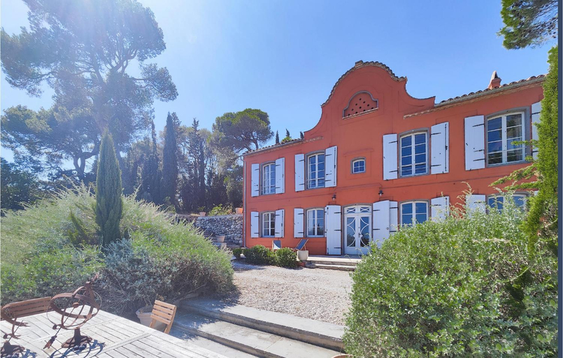 Exterior & Views 1, 5 Bedroom Beautiful Home In Ouveillan, Aude