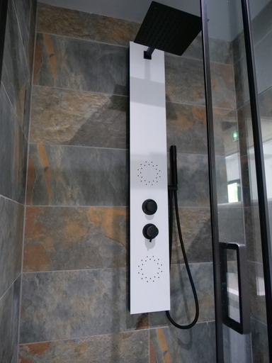 Bathroom 4, Hotel de la Gare, Meuse