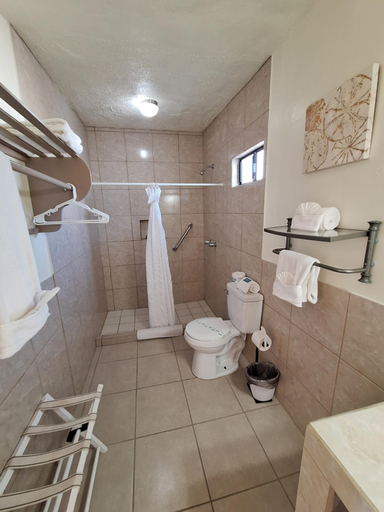 Bathroom 3, #53 Bungalow Seaside Hotel & Victors RV Park, Mexicali