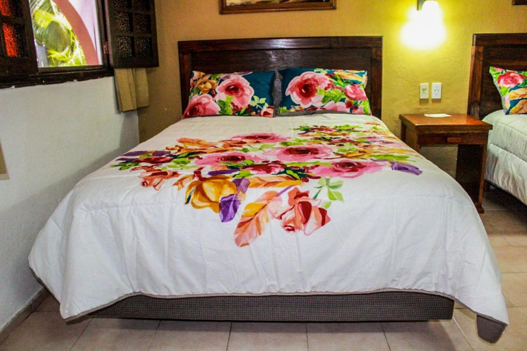 Others 4, Hotel San Clemente, Valladolid