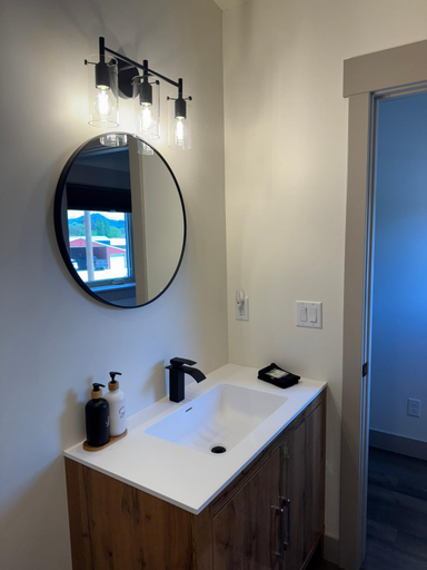 Bathroom 4, The Panguitch House, Garfield