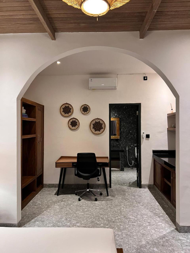 Others 4, Casa De Ozora, Badung
