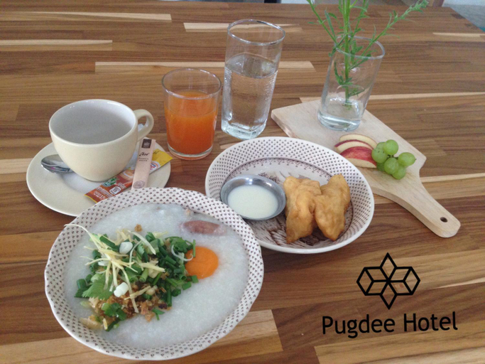Food & Drinks 5, Pugdee Hotel, Lang Suan