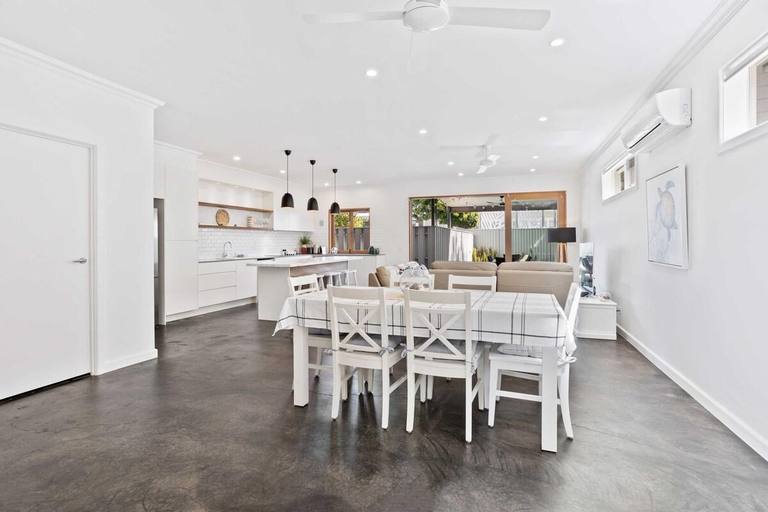 Others 4, Perfect Palm Beach Townhouse, Gold Coast