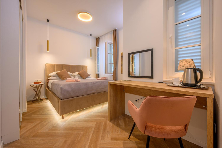 Others 5, Jupiter Luxury Accommodation, Split