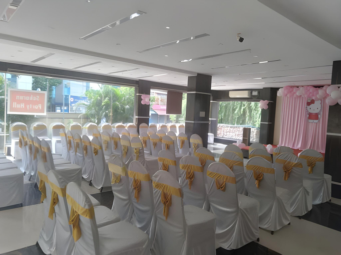 Food & Drinks 4, Sekaran Hotel OMR, Chennai