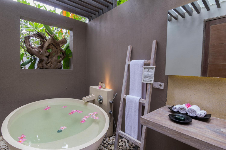 bathroom 9