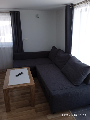 Others 4, Dwa Widoki Apartamenty, Nowy Targ