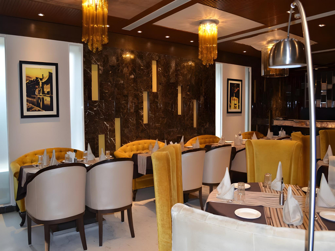 Food & Drinks 3, The First Hotel, Chandigarh