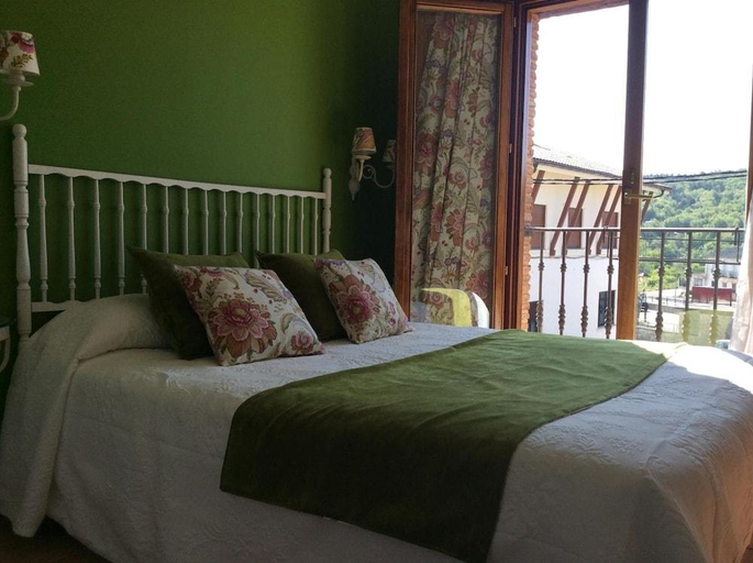 Bedroom 4, Hotel Rural Los Roturos, Álava