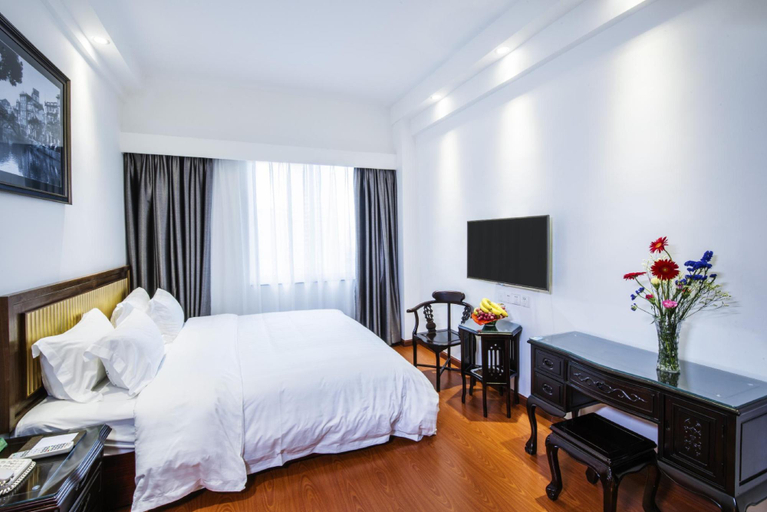 Bedroom 3, Zhuhai Special Economic Zone Hotel, Guangzhou