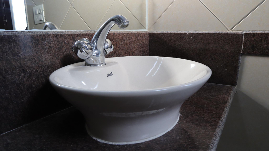 Others 5, VENUS.HOTEL, Sahibzada Ajit Singh Nagar