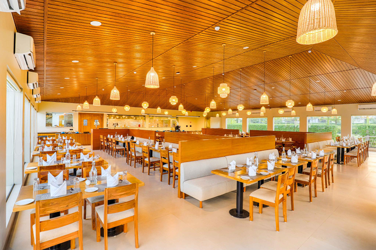 Food & Drinks 4, Club Mahindra Pavagadh, Panch Mahals