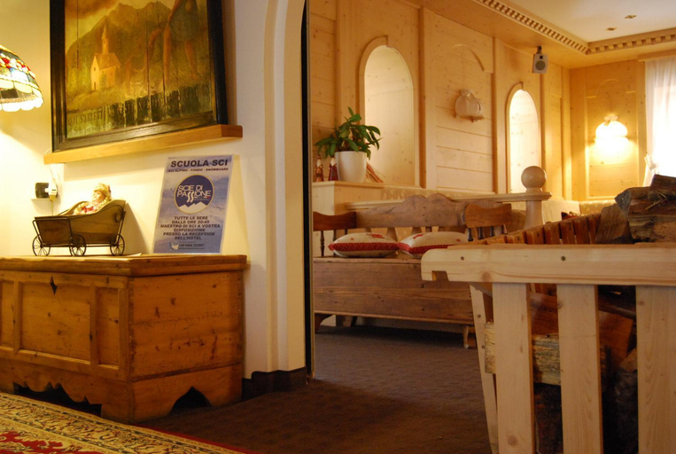Public Area 4, Folgaria Post Hotel, Trento