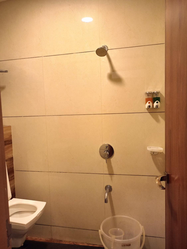 Bathroom 3, Hotel Dream Inn Thane, Thane