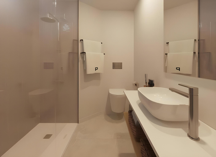 Bathroom 3, Saulo Beach Hotel, Baleares