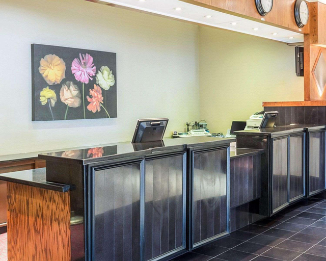 Public Area 2, Clarion Hotel Somerset - New Brunswick, Somerset