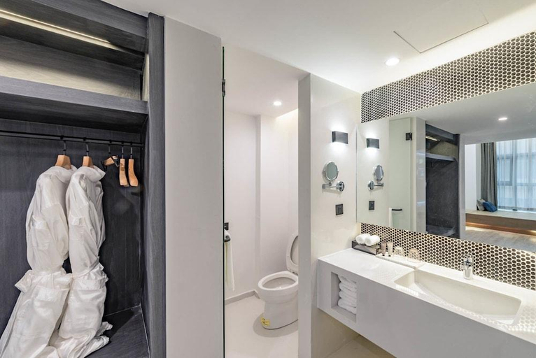 Bathroom 3, Rezen Sunbow Hotel Chongqing Jiangbei Airport, Chongqing