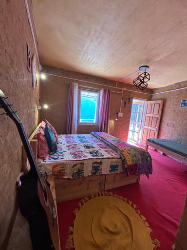 Bedroom 2, Mud Stays, Uttarkashi