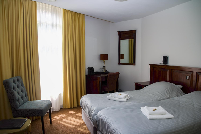 Bedroom 2, Hotel Tongerlo, Roosendaal