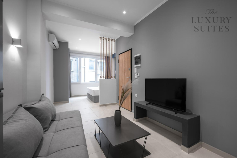 Others 2, WallStreet, The Luxury Suites, Central Macedonia