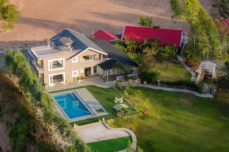Others 5, StayVista at Golden Lark with Wi-Fi, Pool & Lawn, Panchkula