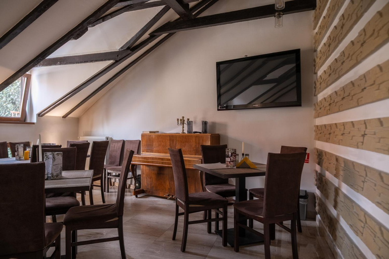 Food & Drinks 5, Marabella Old Town Boutique, Sibiu