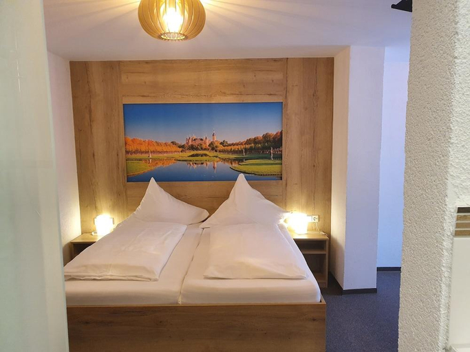 Bedroom 2, DORMERO Moselhotel Koblenz-Alken, Mayen-Koblenz