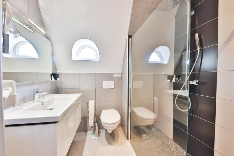 Bathroom, Logis Hotel Restaurant Panorama, Haut-Rhin