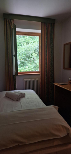 Bedroom 2, HOTEL TERME di RABBI, Trento