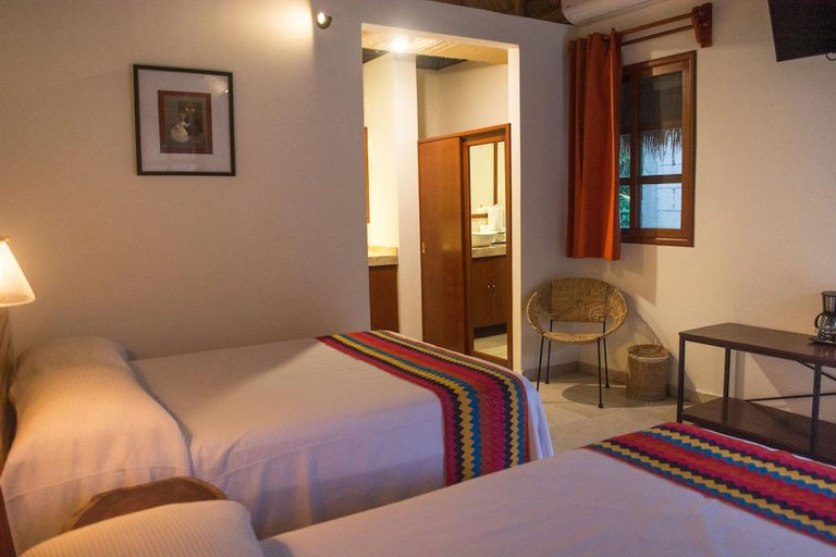 Bedroom 2, Poza Clara Sanctuary, Othón P. Blanco