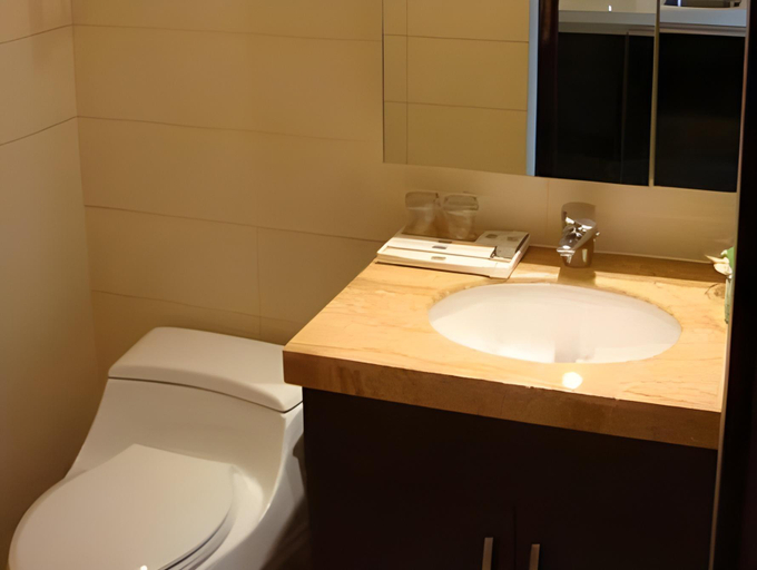 Bathroom 2, She & He Apartment - Zhujiang New Offshore, Guangzhou