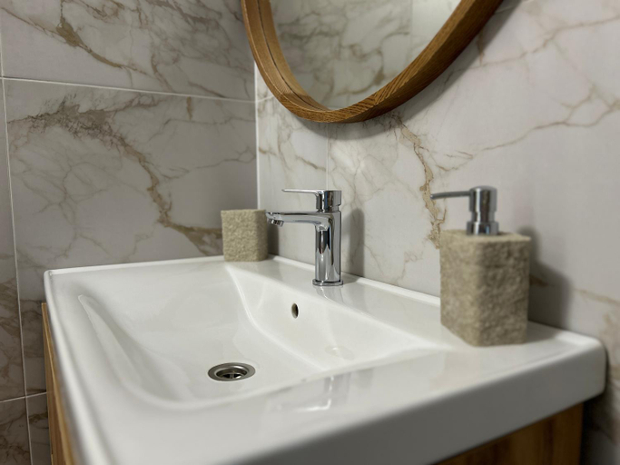 Bathroom 4, Eco Sadyba Chertizh, Iaremchans'ka