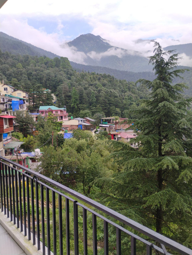 Others 3, Swaran BnB, Kangra