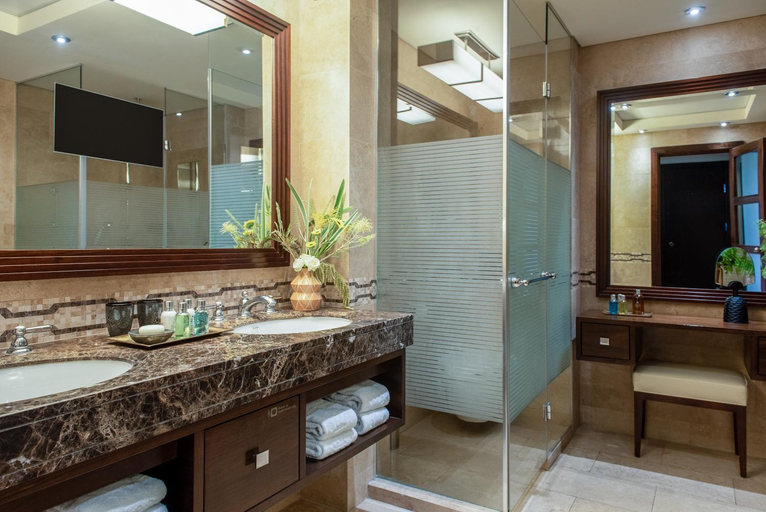 Bathroom 4, King David Jerusalem Hotel, Jerusalem