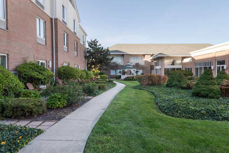 Others 4, Hilton Garden Inn St. Charles, Kane