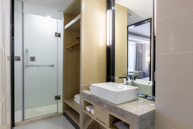 Bathroom 3, Starway Hotel Chongqing West Railway Station Hualong Subway Station, Chongqing