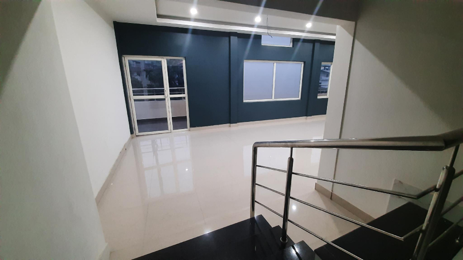 Others 5, The Palm Suites, Kamrup Metropolitan