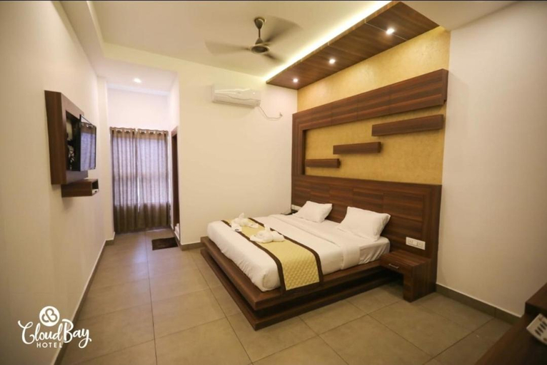 Others 5, Hotel CloudBay, Idukki