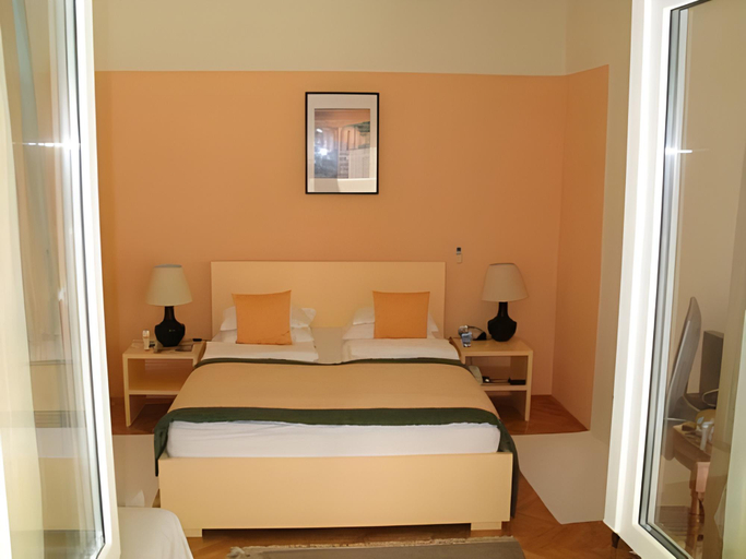 Bedroom 2, Hotel Haus Am Meer Cavtat, Konavle
